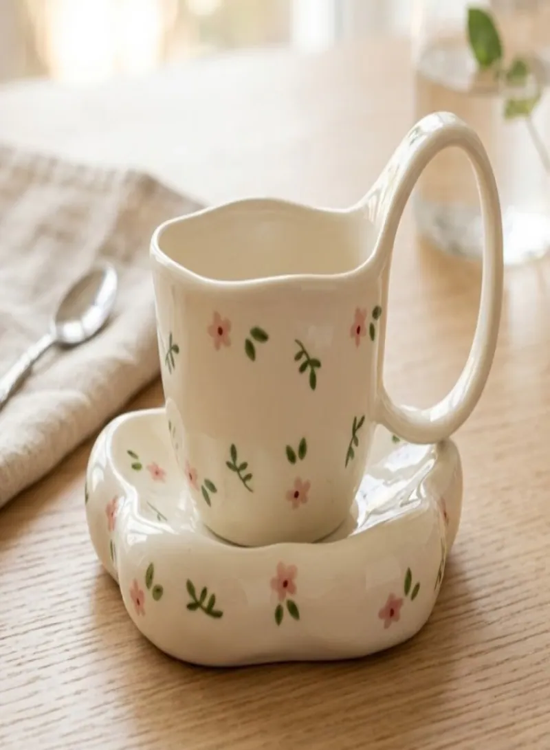 260ml Elegant Floral Ceramic Mug with Matching Saucer – Aesthetic Coffee & Tea Cup Set – Stylish Gift for Home & Office Use